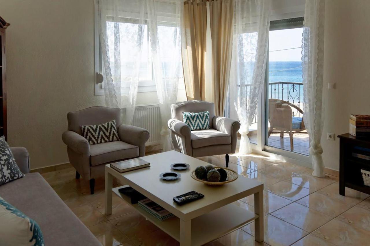 Lemon Beach Front Apartment, Nikiti Nikiti (Sithonia) Exterior foto