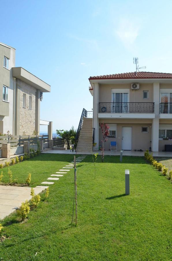 Lemon Beach Front Apartment, Nikiti Nikiti (Sithonia) Exterior foto