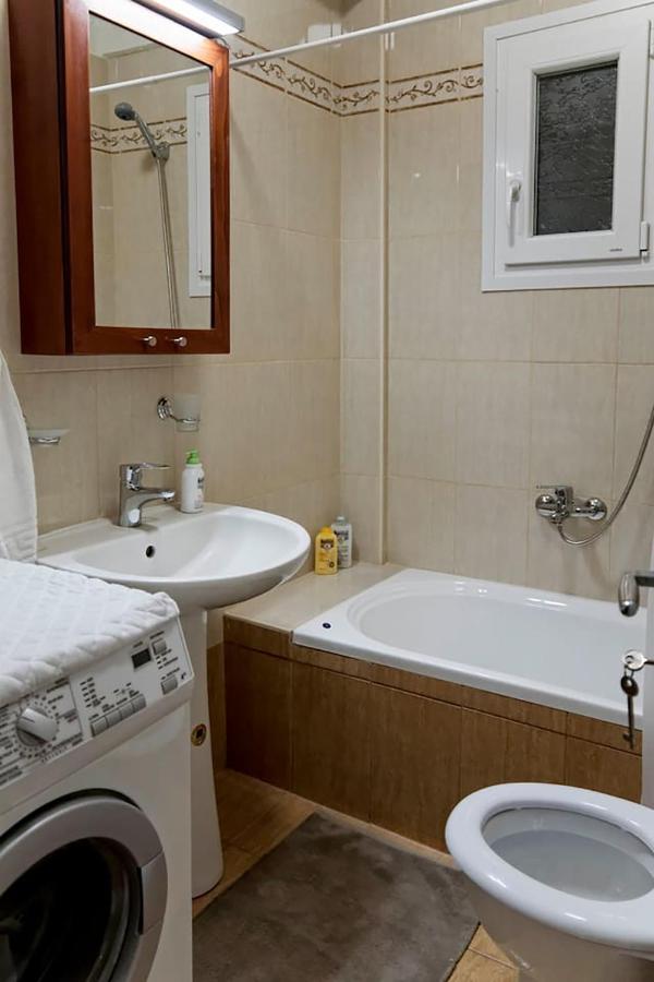 Lemon Beach Front Apartment, Nikiti Nikiti (Sithonia) Exterior foto